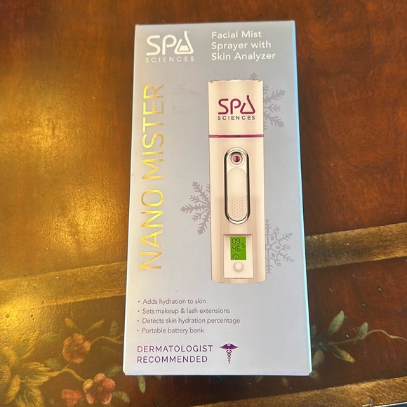 Spa Sciences Facial Mist Sprayer with Digital Skin Analyzer - Picture 1 of 8